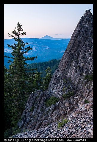 Mt McLoughlin and ridge from Pilot Rock at dusk. Cascade Siskiyou National Monument, Oregon, USA (color)