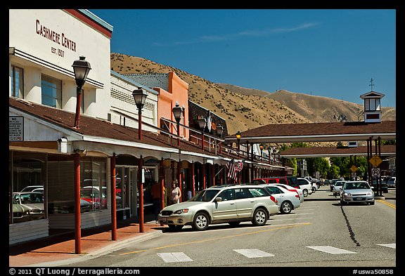 Main street, Cashmere. Washington