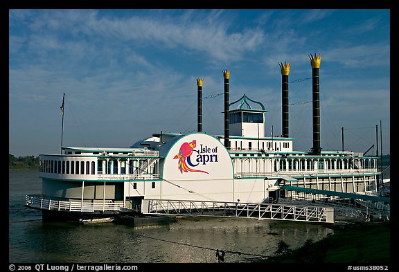 Isle of Capri Casino Riverboat. Natchez, Mississippi, USA (color)