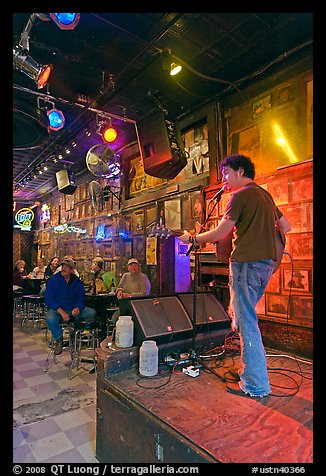 Singer performing in a music club. Nashville, Tennessee, USA