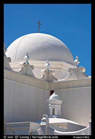 Whitewashed dome, San Xavier del Bac Mission. Tucson, Arizona, USA