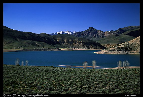 Sapinero Basin, Curecanti National Recreation Area. Colorado, USA (color)