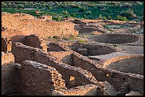 Rooms and kivas, Pueblo Bonito. Chaco Culture National Historic Park, New Mexico, USA