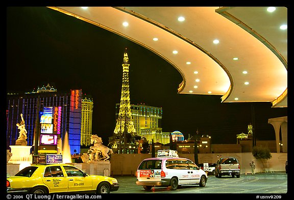 Taxis at hotel entrance, Paris Las Vegas. Las Vegas, Nevada, USA