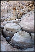 Rounded rocks, Wahweap Wash. Grand Staircase Escalante National Monument, Utah, USA ( color)