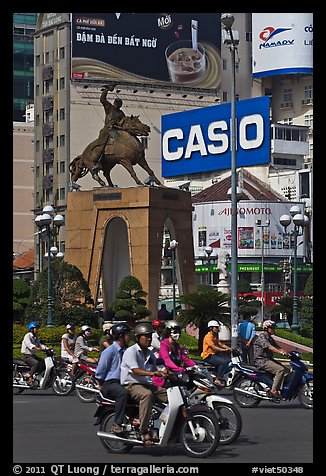 Le Loi statue on traffic circle. Ho Chi Minh City, Vietnam (color)