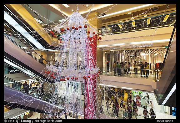 Shopping mall. Ho Chi Minh City, Vietnam (color)