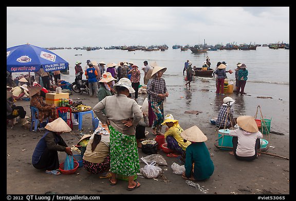 Beach market, Lang Chai. Mui Ne, Vietnam