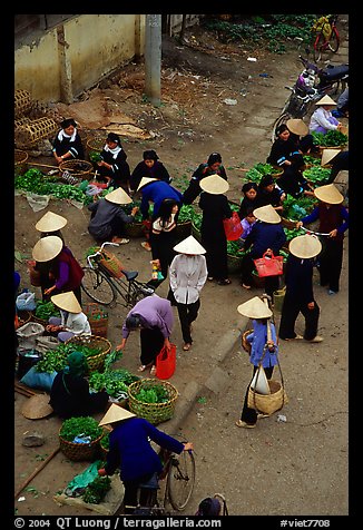 Ky Lua Market,  Cao Bang. Northeast Vietnam (color)