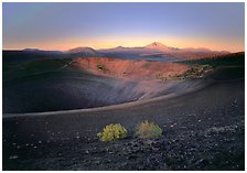Cinder cone, Lassen Volcanic National Park, California.  ( )