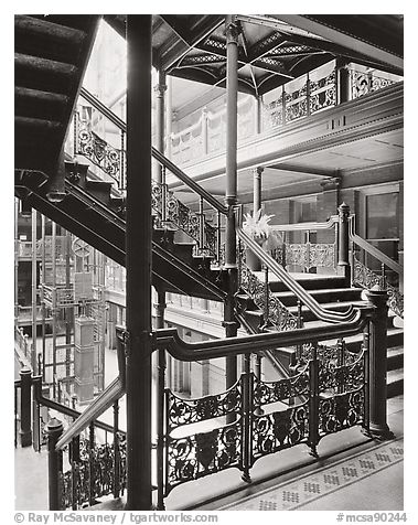 Bradbury Building, Los Angeles, 1980.  ()