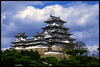 Classic lines of the castle. Himeji, Japan