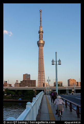 Sky Tree from the Kototoi Bridge. Tokyo, Japan (color)