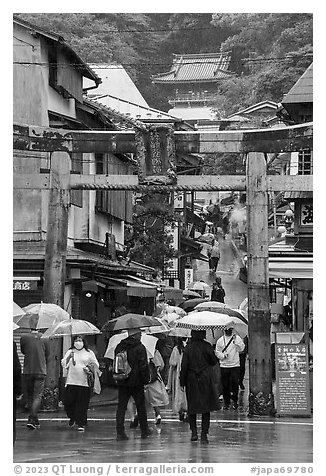 Alley with a statue. Enoshima Island, Japan