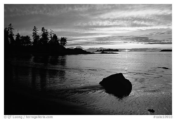 Rock and bay at sunset, Half-moon bay. Pacific Rim National Park, Vancouver Island, British Columbia, Canada