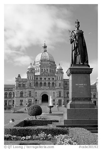 Queen Victoria and parliament building. Victoria, British Columbia, Canada (black and white)