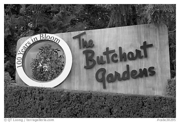 Entrance sign of Butchard Gardens. Butchart Gardens, Victoria, British Columbia, Canada