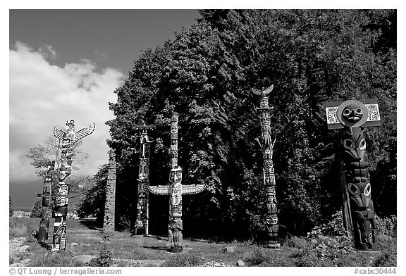 Totems, Stanley Park. Vancouver, British Columbia, Canada