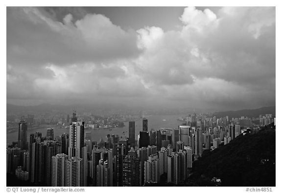 Hong-Kong skyline  from Victoria Peak, sunset. Hong-Kong, China