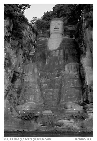 Da Fo (Grand Buddha) seen from the river. Leshan, Sichuan, China (black and white)