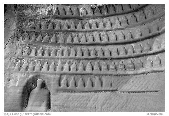 Cliffside scuptures. Leshan, Sichuan, China (black and white)