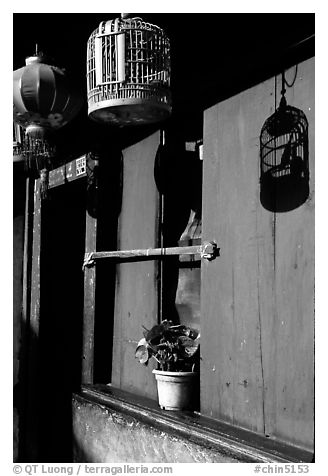 House facade. Lijiang, Yunnan, China (black and white)