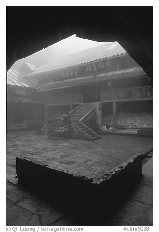 Courtyard inside  Xiangfeng temple. Emei Shan, Sichuan, China (black and white)