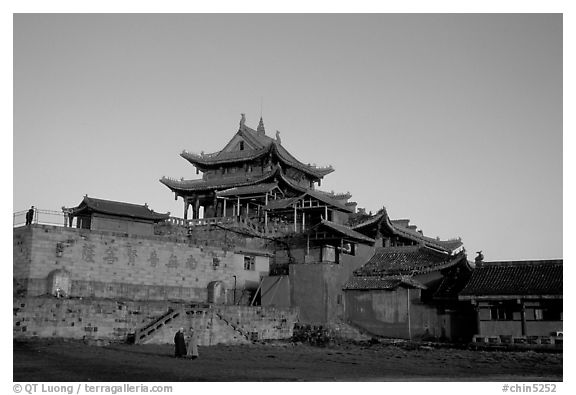 Jinding Si temple,  evening. Emei Shan, Sichuan, China