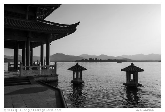 Cuiguang Pavilion, West Lake. Hangzhou, China (black and white)