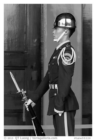 Guard, Martyrs Shrine. Taipei, Taiwan (black and white)