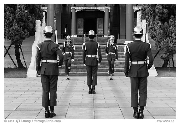 Changing of the guard ritual, Martyrs Shrine. Taipei, Taiwan (black and white)