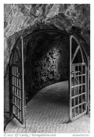 Door and tunnel, Changchun trail. Taroko National Park, Taiwan (black and white)