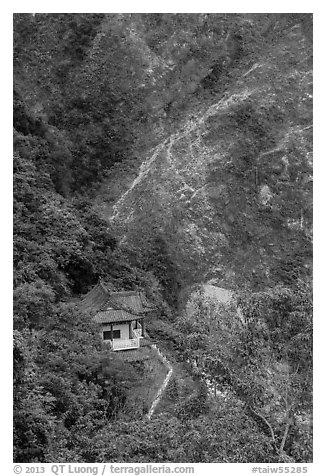 Cliffside temple, Taroko Gorge. Taroko National Park, Taiwan (black and white)