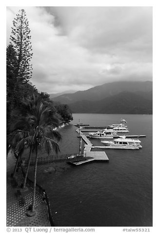 Promenade and boat pier. Sun Moon Lake, Taiwan