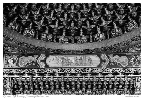 Detail of gilded ceiling and wall, Wen Wu temple. Sun Moon Lake, Taiwan