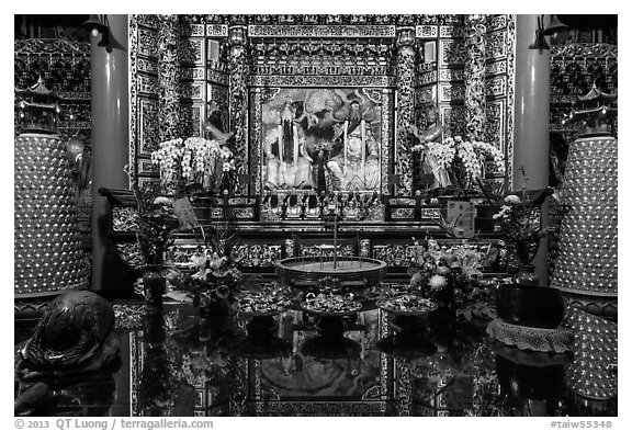 Altar and reflections, Wen Wu temple. Sun Moon Lake, Taiwan (black and white)