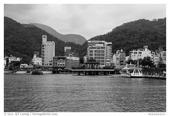 Itashao Village. Sun Moon Lake, Taiwan (black and white)