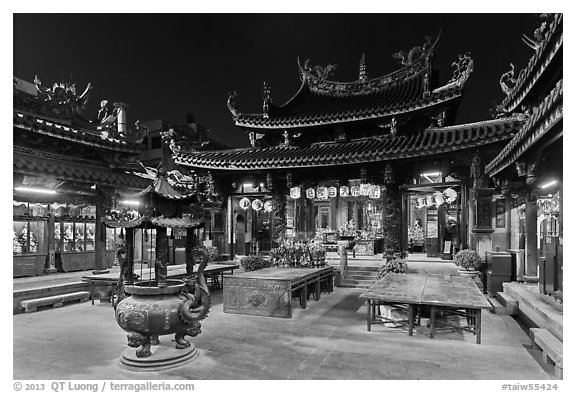 Courtyard, Tienhou (Matzu) Taoist Temple at night. Lukang, Taiwan