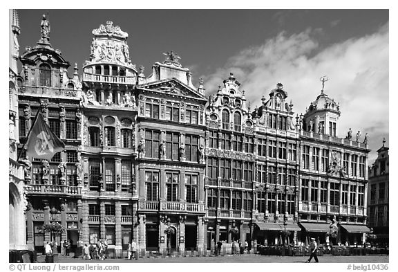 Guildhalls, Grand Place. Brussels, Belgium (black and white)