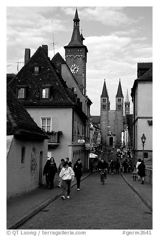 Rathaus, and Neumunsterkirche seen fron Alte Mainbrucke (bridge). Wurzburg, Bavaria, Germany (black and white)