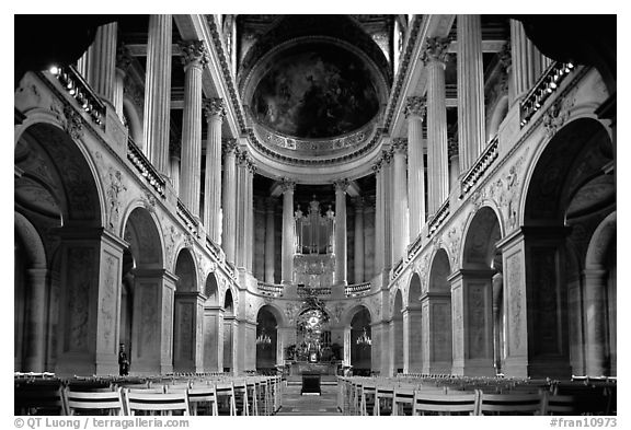 First floor of the Versailles palace chapel. France (black and white)