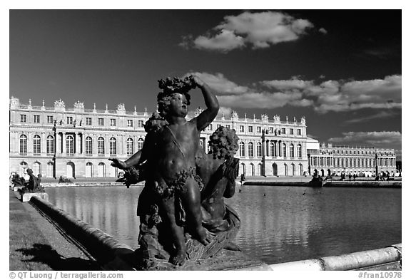 Versailles Palace. France (black and white)