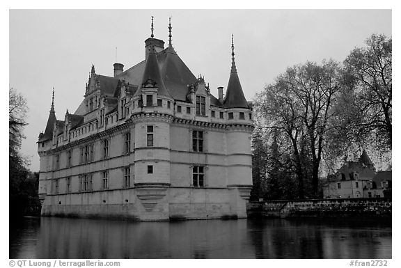 Azay-le-rideau chateau. Loire Valley, France (black and white)