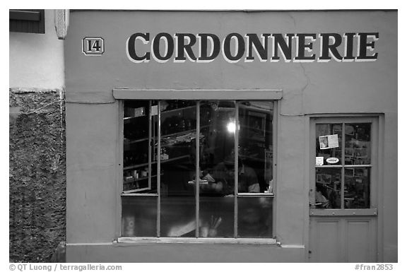 Cordonnnerie. Paris, France (black and white)