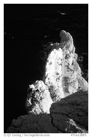 Rock climbing on  the Morgiou cape. Marseille, France