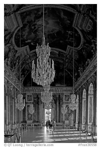 Gallerie des glaces room, Versailles Palace. France (black and white)