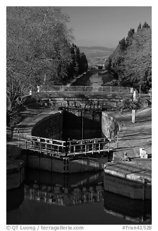 Lock chamber and gate, Canal du Midi. Carcassonne, France (black and white)