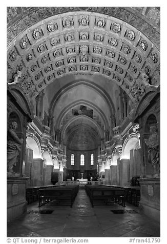 Romanesque nave of Cathedral of Notre-Dame-des-Doms. Avignon, Provence, France (black and white)