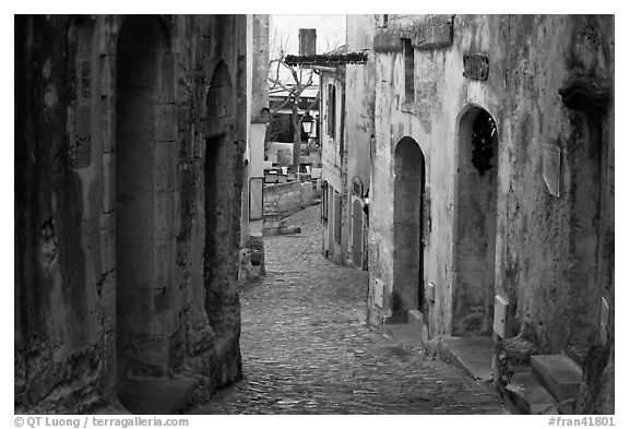 Village street, Les Baux-de-Provence. Provence, France (black and white)