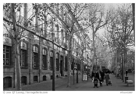 Cours Mirabeau. Aix-en-Provence, France (black and white)